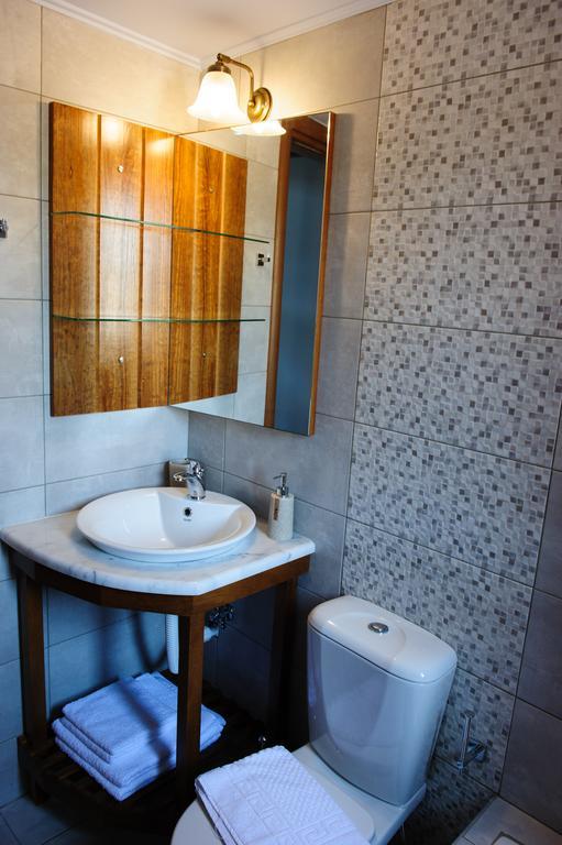 Alisahni Beachfront Villas Kiotari Extérieur photo